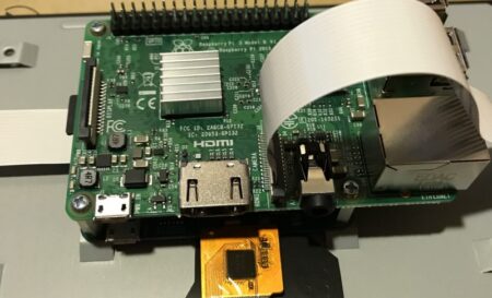 Raspberry Pi 7″ Touchscreen Displayの組み立て方法