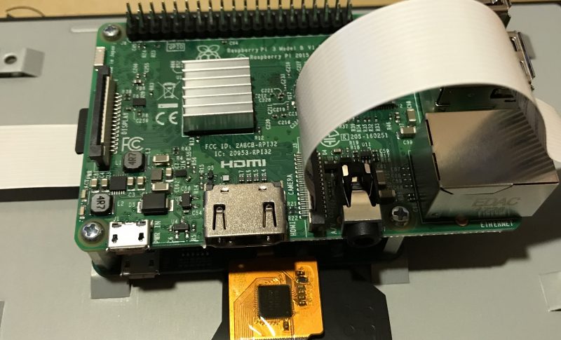 Raspberry Pi 7″ Touchscreen Displayの組み立て方法